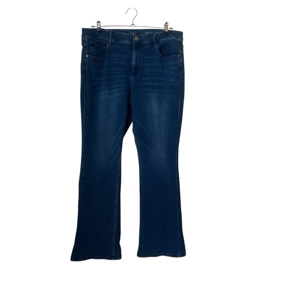 J Jill Authentic Fit Bootcut Denim Jeans Size 12 - Picture 1 of 4